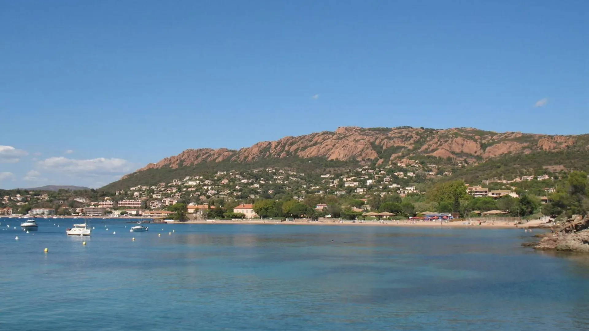 Apartment Village Cap Esterel - Le Village-82 By Interhome Saint-Raphaël 0*,  Francia