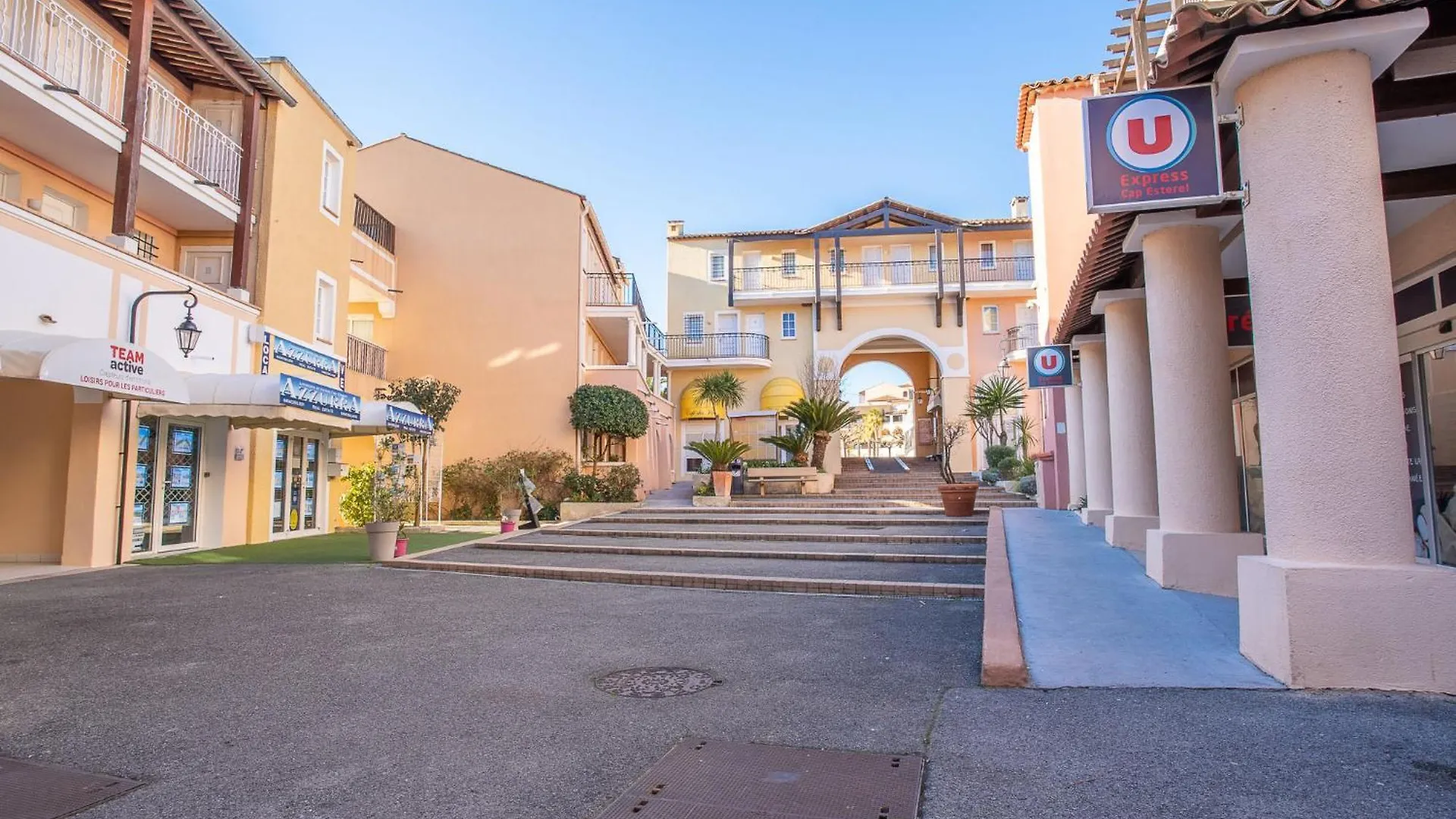 Apartment Village Cap Esterel - Le Village-82 By Interhome Saint-Raphaël