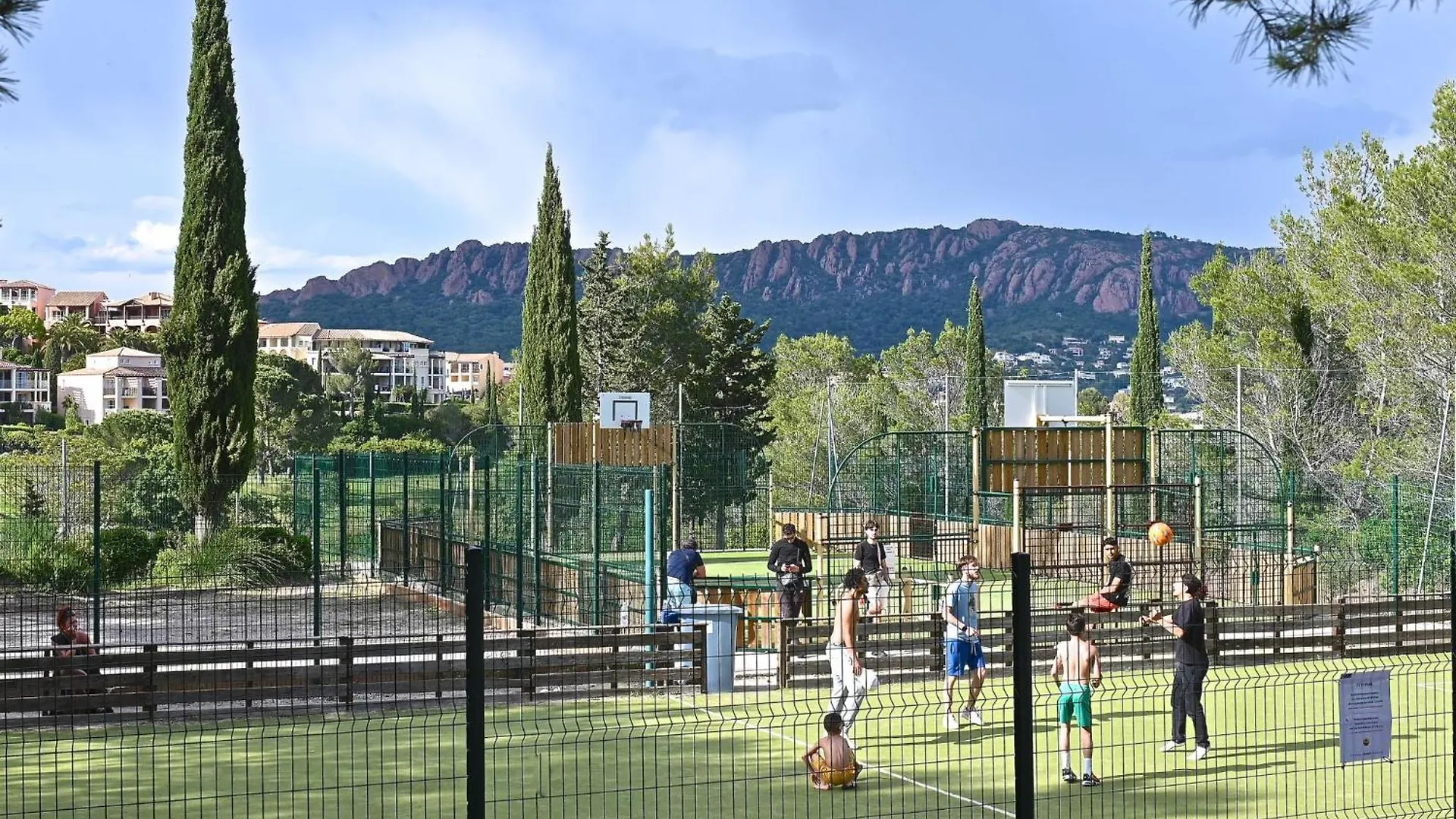 Apartment Village Cap Esterel - Le Village-82 By Interhome Saint-Raphaël
